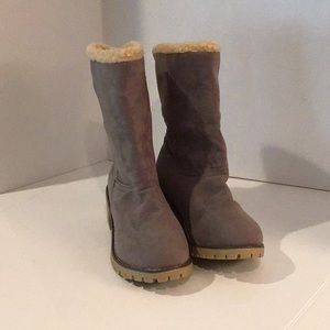 Women’s brand new boots